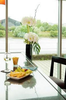 Residhome Berges De La Loire Aparthotel 4*